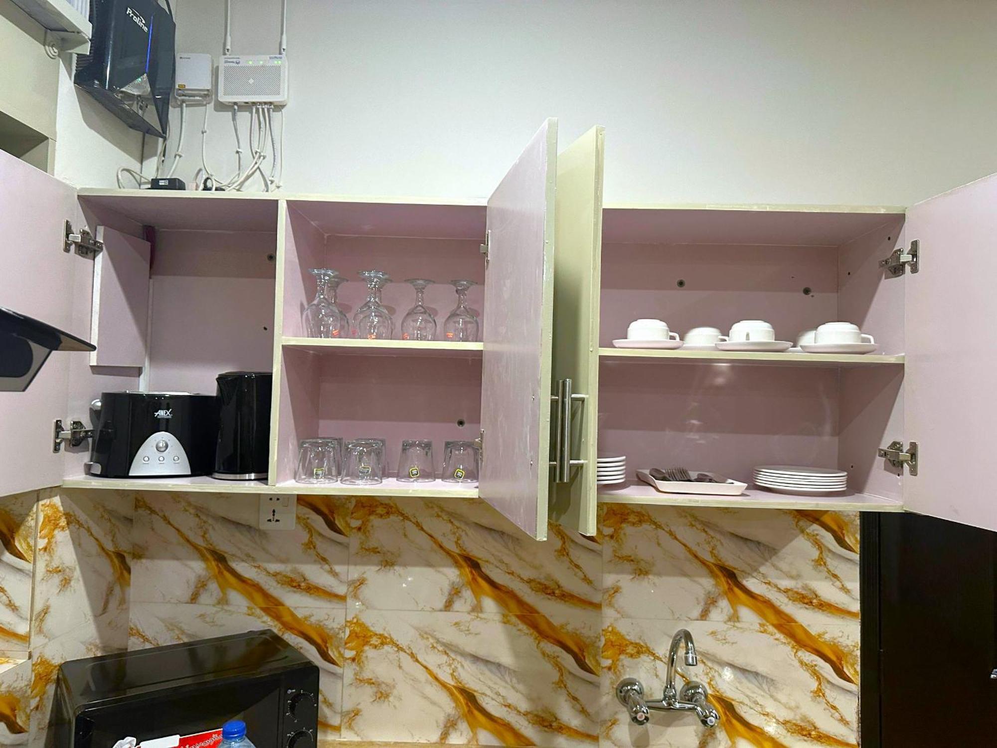 Luxury Apartment In Dha Phase 8, Near Allama Iqbal International Airport لاهور المظهر الخارجي الصورة